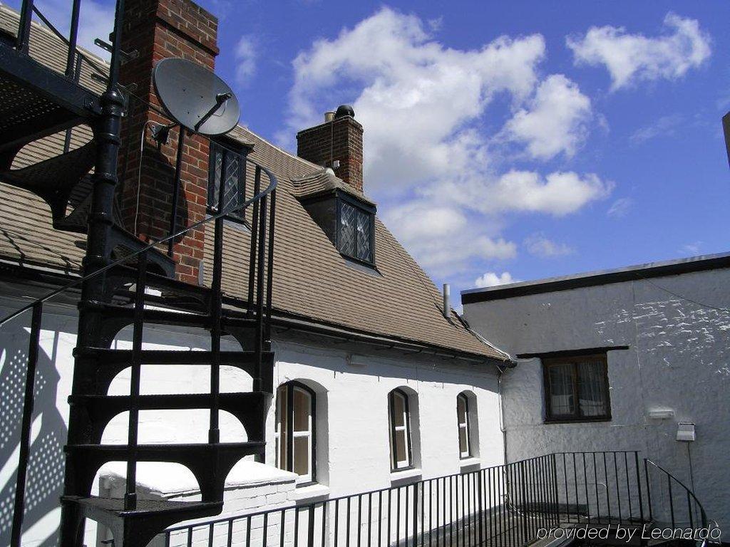 Marlborough Arms Hotel Woodstock Kültér fotó
