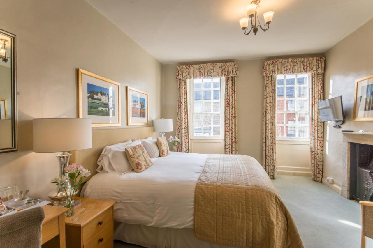Marlborough Arms Hotel Woodstock Kültér fotó