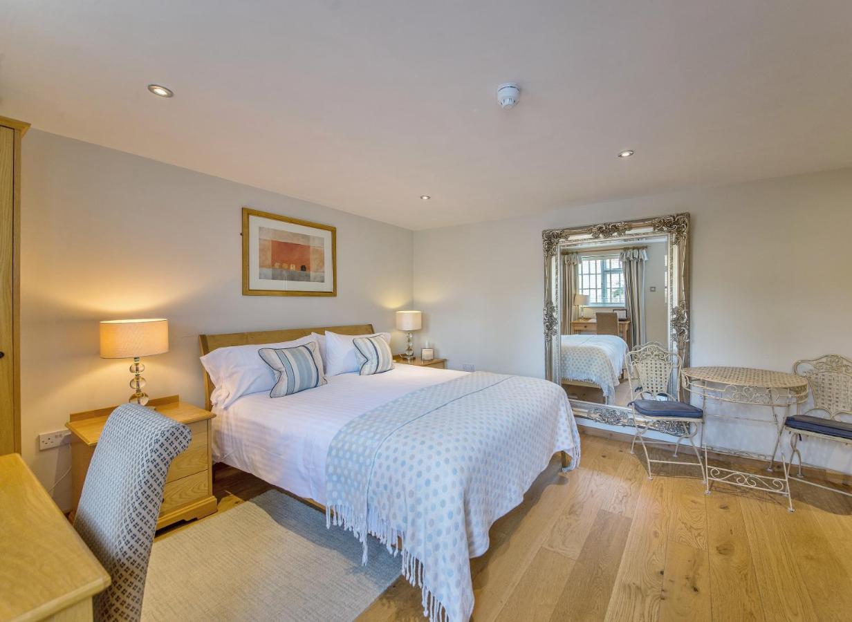 Marlborough Arms Hotel Woodstock Kültér fotó